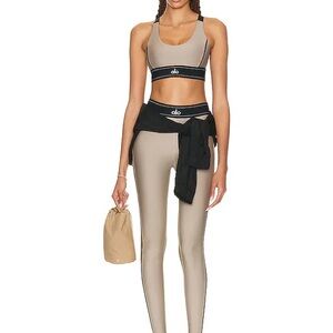 Airlift Alo Yoga Activewear Set in Gravel